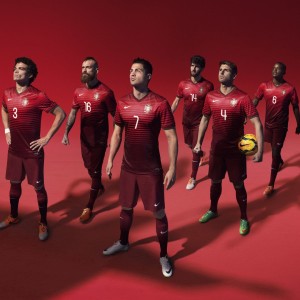 开云注册网址-赛场强手：谁是本赛季最大的夺冠热门？，新赛季胜率排行