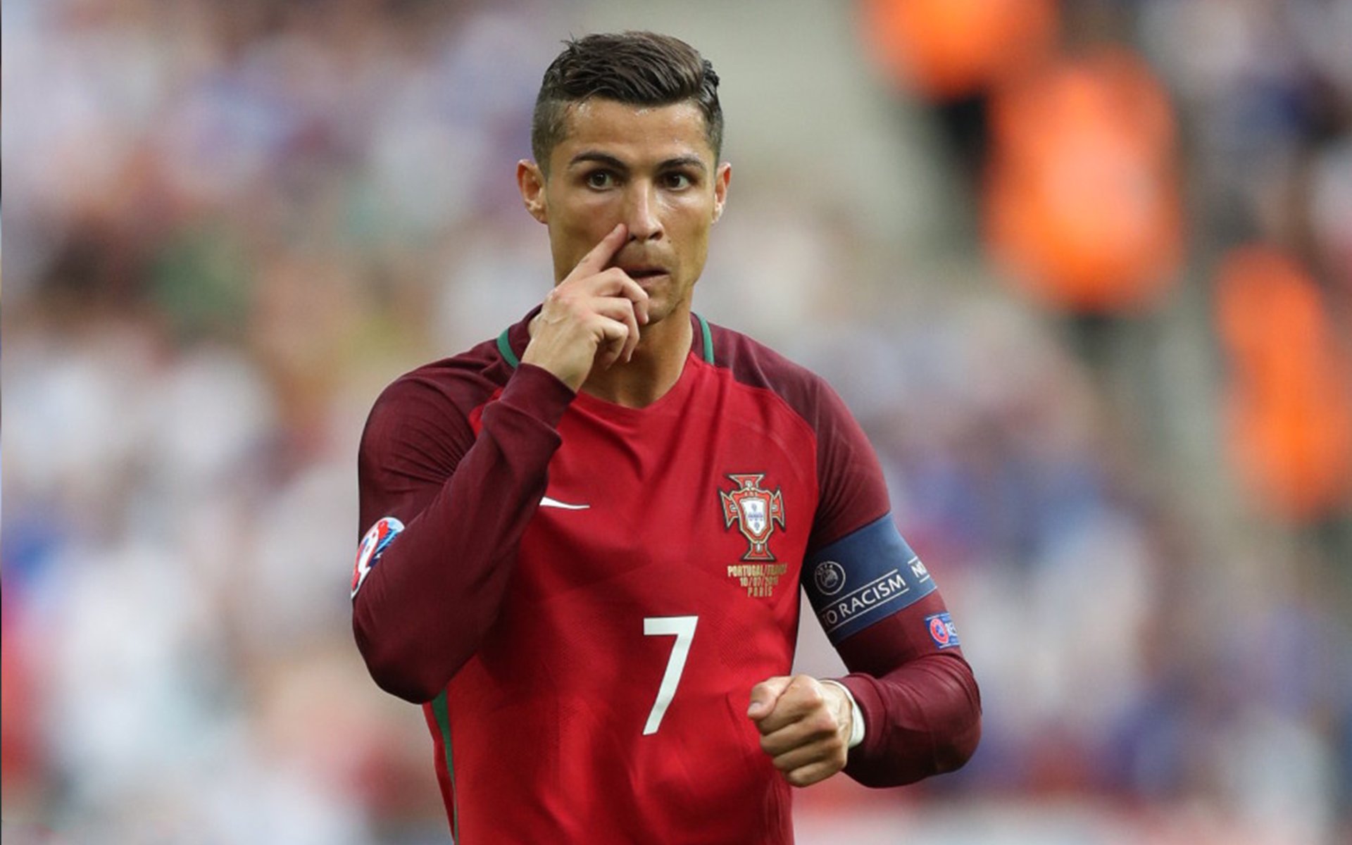 _高空极限跳伞表演:从云端俯瞰人生_,3.9万米高空极限跳伞视频